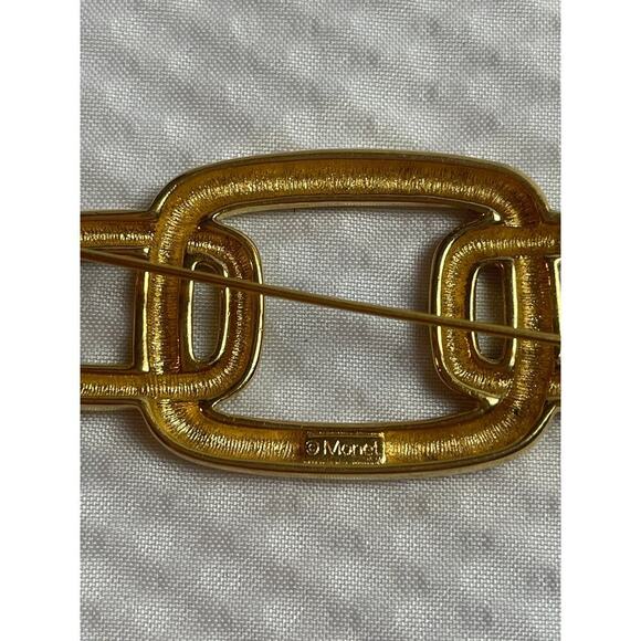 Vintage Monet Triple Gold Chain Links Statement Brooch Pin - Picture 3 of 4